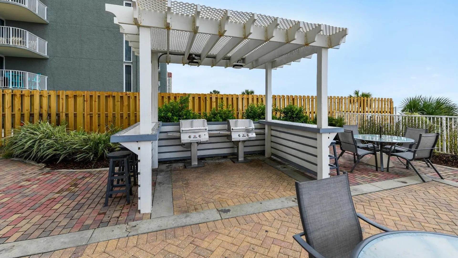 Twin Palms Resort #1605 By Book That Condo Panama City Beach 0*,  USA