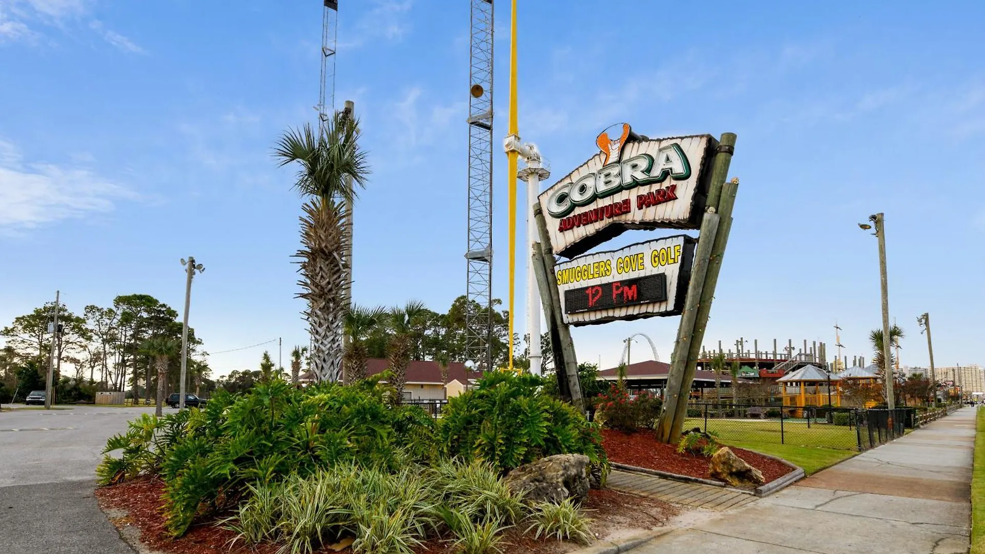 Twin Palms Resort #1605 By Book That Condo Panama City Beach